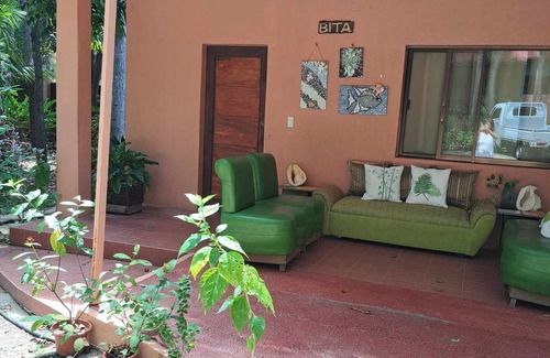 Sipalay Villa | Inyam Haven Suites