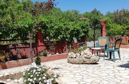 Mantzavinata Maison | Ionian Aura
