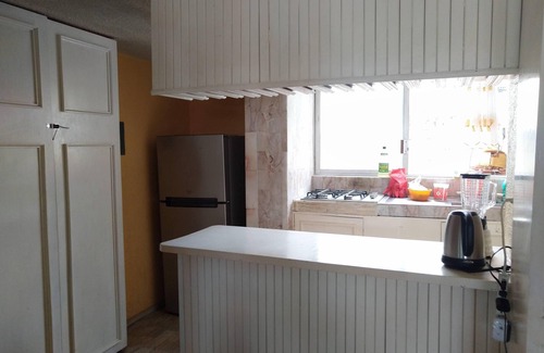 Club Deportivo Appartement | IOW4© COMPARTIR VIAJES EN ZONAS DE LUJO EN COLIVING SOLO PARA VIAJEROS ATREVIDOS