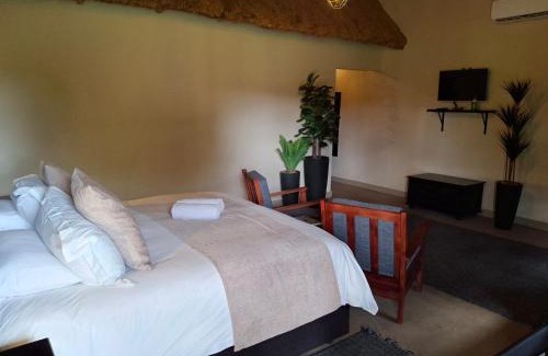 Vivo Autre | Iphofolo Lodge & Tented Camp