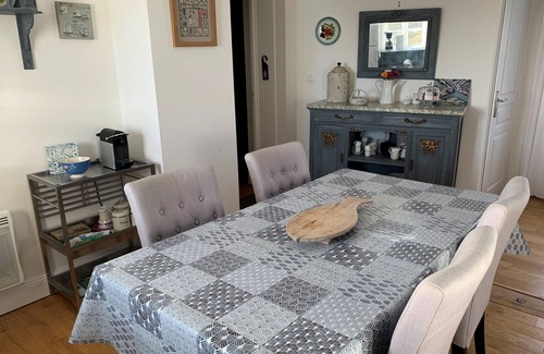Chaillevette Appartement | IR, Appartement d'hôtes 2 personnes dans ancien moulin, piscine, proche Royan