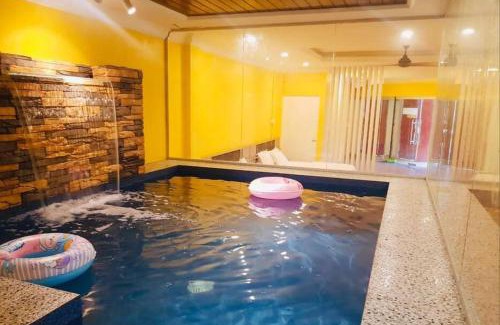 Kenali Maison | Irama Studio with Indoor Private Pool