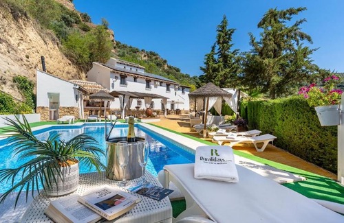 Montefrio Maison | Iratxe Montefrío by Ruralidays