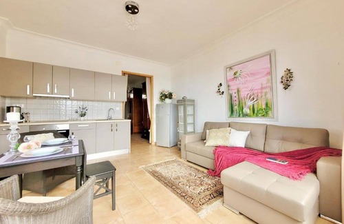 San Marcos Appartement | Ireland 1 by The Ocean Rentals