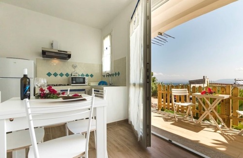 Calasetta Appartement | IRIS, apartment with a glimpse of the sea
