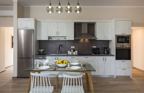 Korfalonas Maison | La maison de vacances Iris est toute neuve, équipée de toutes les commodités modernes!