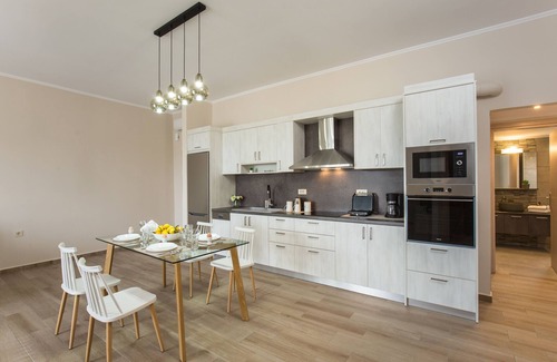 Korfalonas Maison | La maison de vacances Iris est toute neuve, équipée de toutes les commodités modernes!