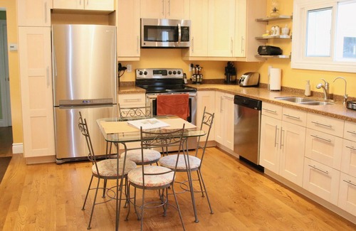 Georgetown Maison | Iris's Place, Georgetown 1er étage Appartement, près de la gare de Toronto
