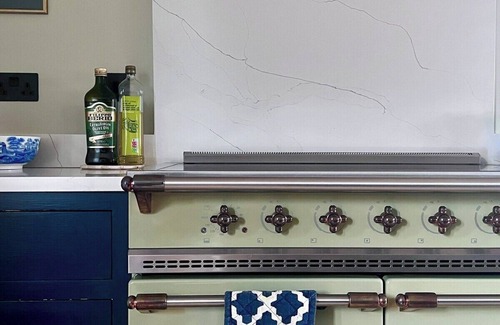 Frome Maison | Iron Mill House - Riverside Hot Tub - Frome