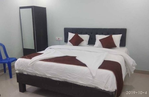 Kurnool Hôtel | iROOMZ Partha Grand