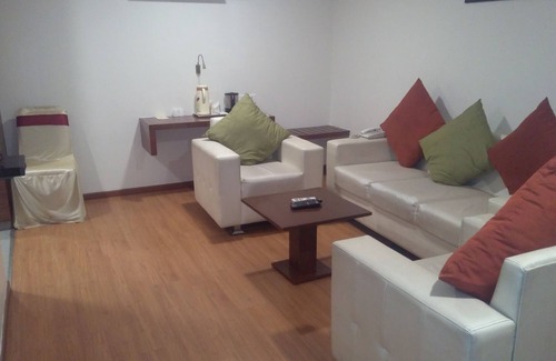 Kurnool Hôtel | Iroomz Sasya Pride