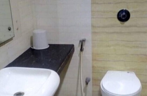 Bellary Hôtel | Iroomz Vaishali Residency