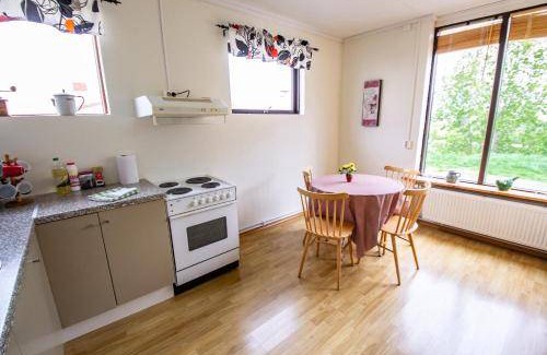 Varmahlid Appartement | 60 m² Appartement ∙ 1 chambre ∙ 4 personnes