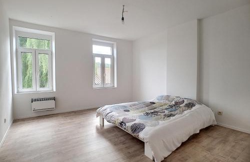 Belhez Appartement | Isaac E centre-gare-aéroport