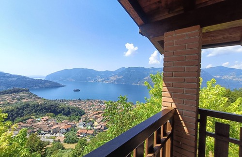 Marone Appartement | "Iseo" room