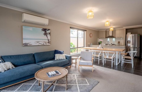 Sunderland Bay Maison | Island Beach Family Home