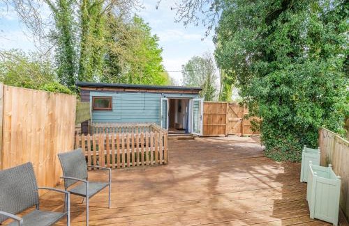 Chelmsford Maison | Island Lodge