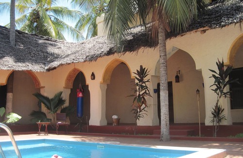 Paje Maison | Maison de plage de style île, piscine, wifi, chef