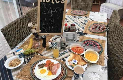 Emalahleni Maison | Isle La Breeze Guest House