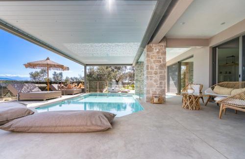 Apolpaina Villa | Isle of View Villa