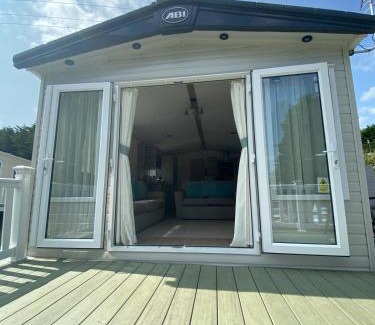 Shanklin Autre | Isle of Wight Caravan