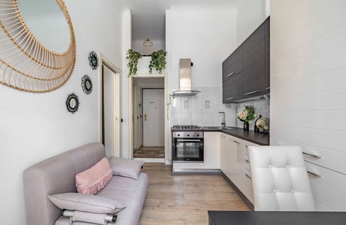 Zona Farini Appartement | Isola and Garibaldi District Lovely Apartment