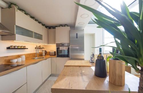 Izola Appartement | Isolana City Center Suite Rooftop Terrace