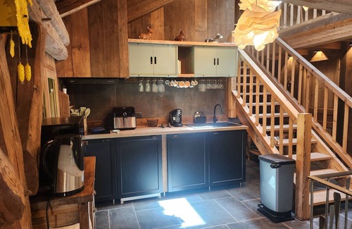 Thones Chalet De Ski | Isolated chalet in the heart of nature, forest, river.