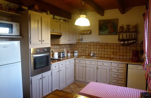 Picherande Chalet De Ski | gîte isolé au coeur du massif du Sancy vue sur les montagnes