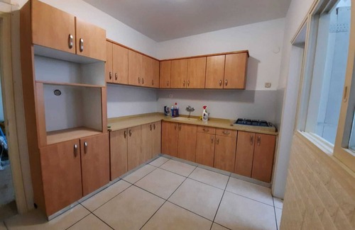 Netanya Appartement | ISRAEL/ NETANYA- BEST CENTRAL BEACH CITY SPACIOUS APT FOR LONGTERM RENT NOW!