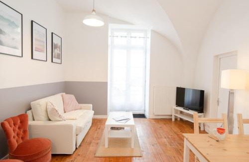 Issoire Appartement | Issoire centre, T2 Bergère avec parking