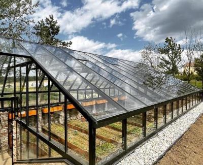 Sormas Hôtel | István Parkhotel és Gasztrofarm