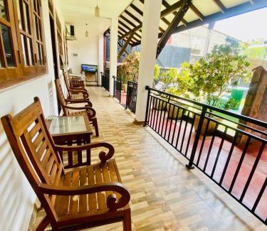 Mihintale Maison | Isuru Family Guest House