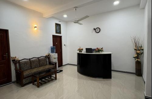 Yatinuwara Maison | Isuru Piyasa
