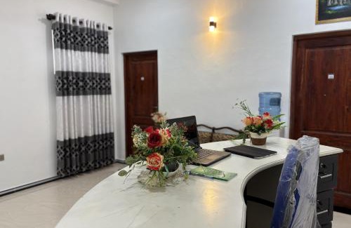Yatinuwara Maison | Isuru Piyasa
