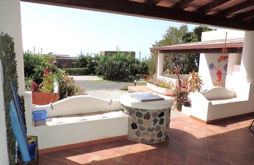 Pianoconte Appartement | Charming 1-bedroom apartment with WiFi, AC in lovely Lipari