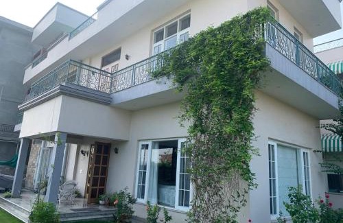 Chandigarh Maison | IT City Homestay-Secure & Comfortable Stay in Mohali