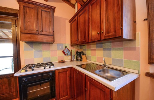 Bivio Lugnano Maison | Holiday Home Monte with Pool and Forest Trails
