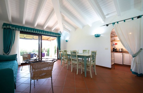Punta De Su Turrione Villa | Jardin et piscine privés de la Villa Camilla
