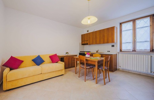 Querceta Maison | Merveilleuse maison de vacances privée pour 10 personnes avec WIFI, climatisation, TV et patio