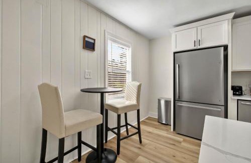 Tallahassee Maison | It's A Vibe- less than 10mins Capital,Hospitals,FAMU,&FSU