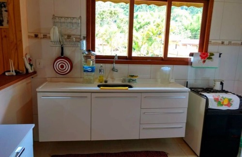 Visconde de Maua Maison | It's close to the center, cozy and ideal for resting and sightseeing.