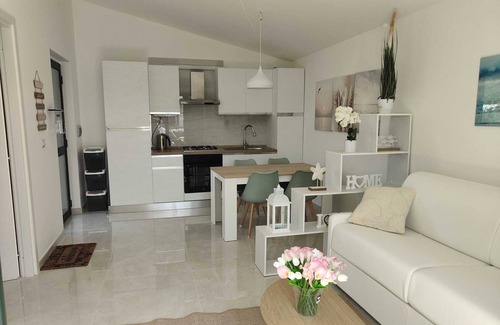 Contrada Taverna Appartement | Maxine Mare Blu by the Sea