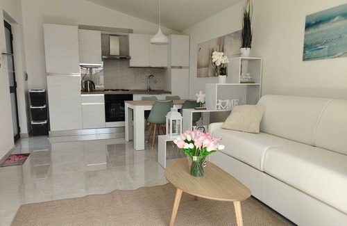 Contrada Taverna Appartement | Maxine Mare Blu by the Sea