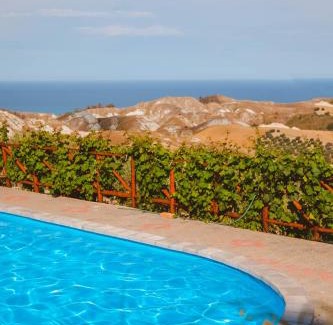 Santa Caterina dello Ionio Maison | Calàmi - Villa Romeo - Private Apartments with Pool, Seaview & Olive Grove