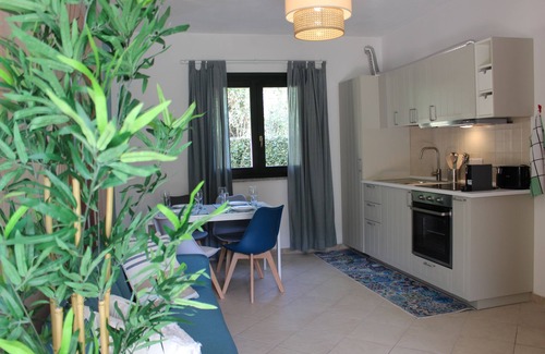 La Ciaccia Copropriété | Condominium-Appartement-Salle de bain privée séparée-Vue sur Jardin