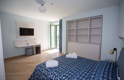 Santa Maria di Castellabate Hôtel | ZEUS-Triple-Confort-Salle de bain privée-Balcon