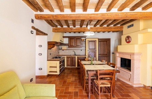Cagli Appartement | Appartement dans une maison avec 2 piscines
