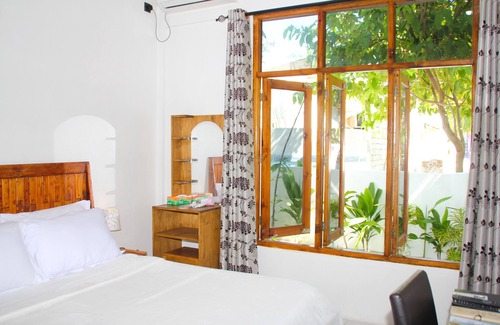 Guraidhoo Maison | Ithaa Beach Maldives