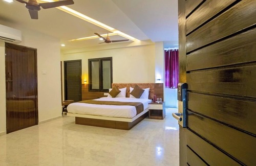 Town Hall Hôtel | IVY RESIDENCY